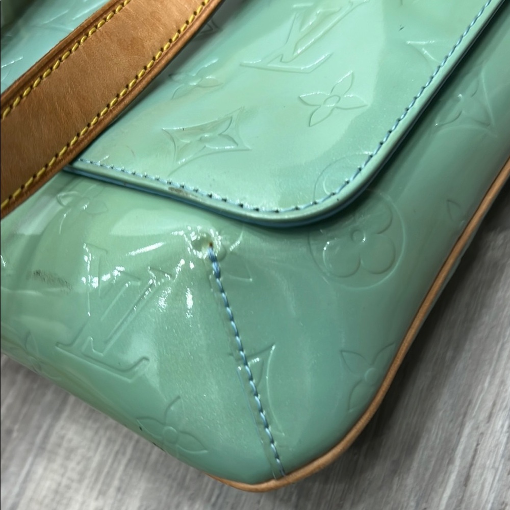 Louis Vuitton Green Monogram Vernis Thompson Street Bag - Picture 6 of 8